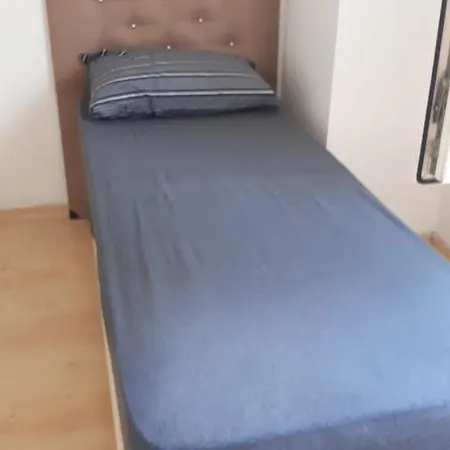 Havuzlu Sitede Mustakil Villa,wifi Klima,havuz Villa